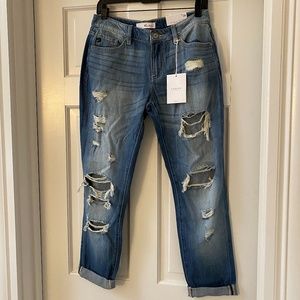 NWT KanCan Crawford Boyfriend Jean